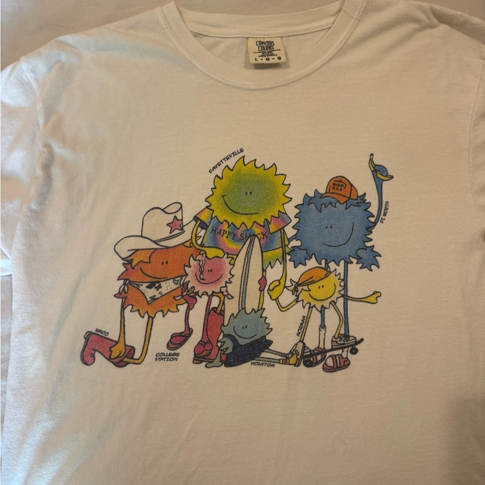 Mamaka Graphic T-Shirt